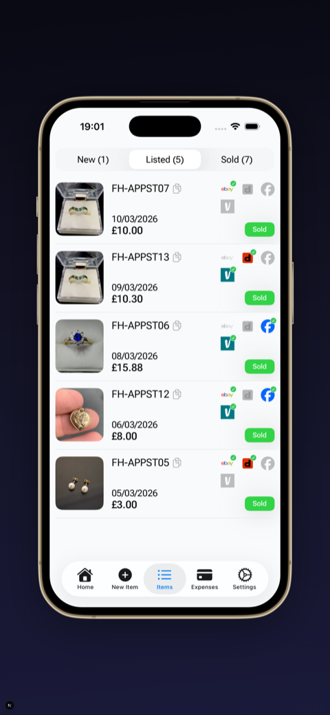 FlipperHelper app showing items listed across multiple platforms including eBay, Vinted, and Facebook Marketplace